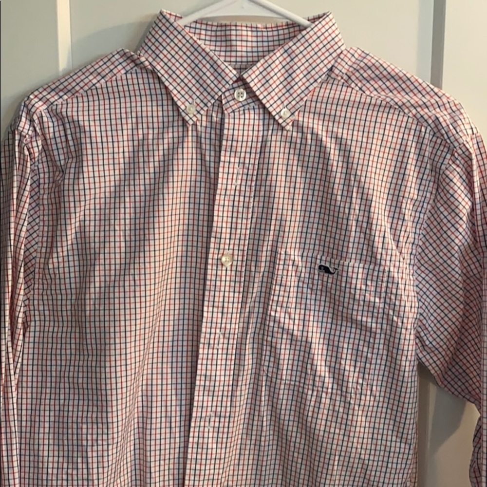 Vineyard Vines classic fit gingham button, small!